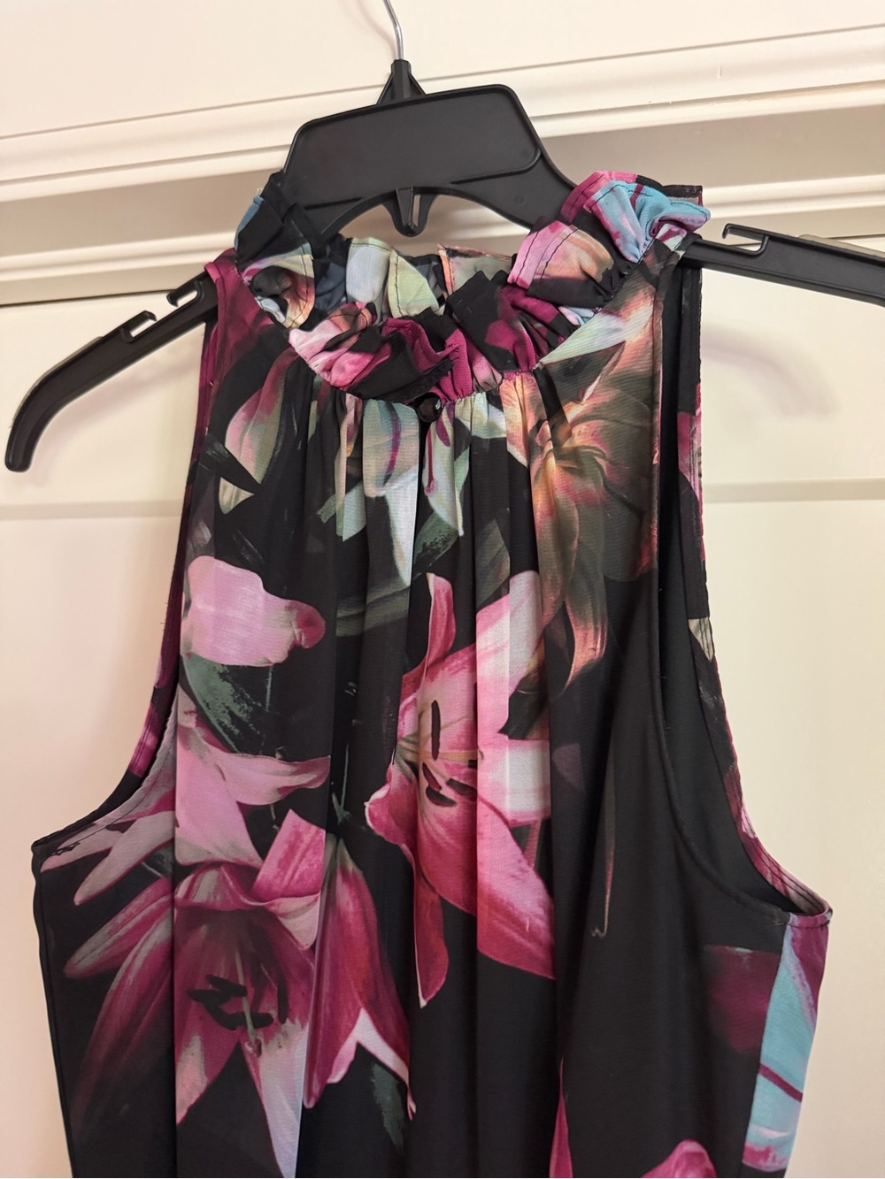 Tahari Arthur S Levine Black Floral Tiered formal dress- size 4 - Picture 6 of 10